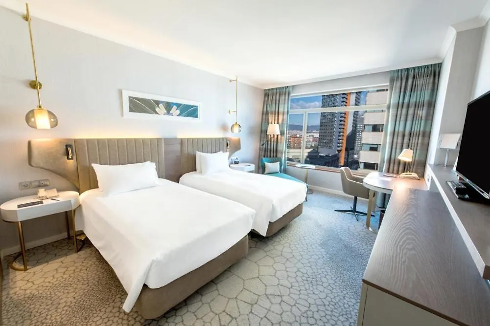 Hilton Diagonal Mar Barcelona Hotel 4*,  Spanien
