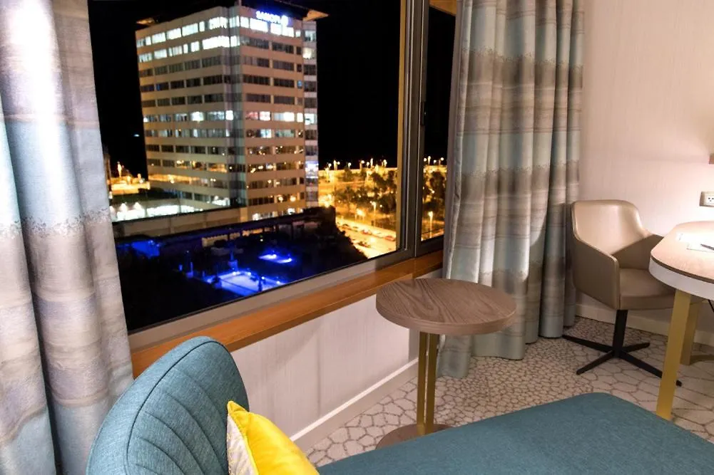 Hilton Diagonal Mar Barcelona Hotel 4*,