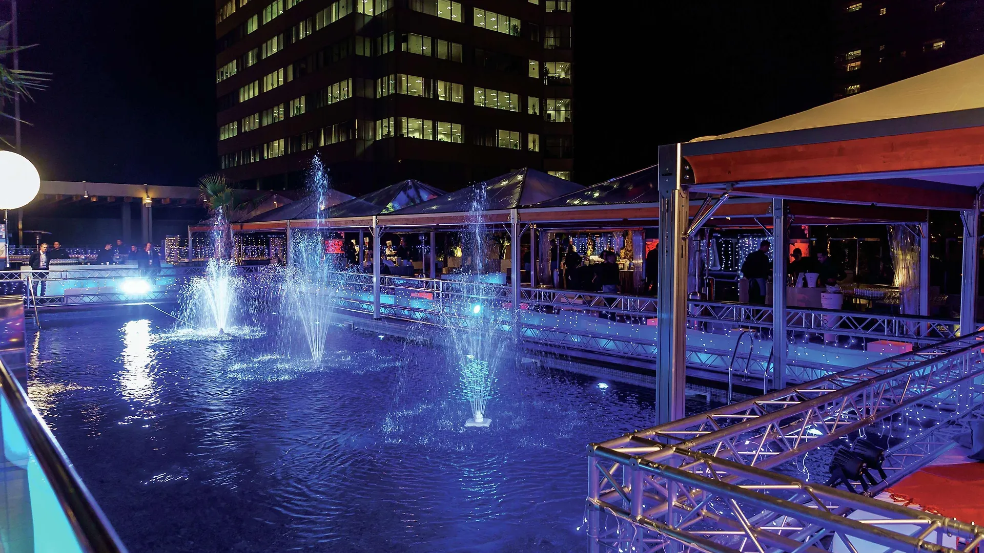 Hotel Hilton Diagonal Mar Barcelona 4*,